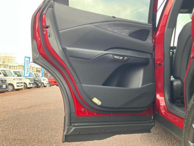 ＲＸ ＲＸ３５０バージョンＬ　サンルーフ／純正エアロ／保証書／純正　ＳＤナビ／デジタルインナーミラー／衝突安全装置／シートヒーター／全方位モニター／車線逸脱防止支援システム／シート　ハーフレザー／パーキングアシスト　自動操舵（23枚目）