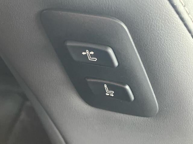 ＲＸ ＲＸ３５０バージョンＬ　サンルーフ／純正エアロ／保証書／純正　ＳＤナビ／デジタルインナーミラー／衝突安全装置／シートヒーター／全方位モニター／車線逸脱防止支援システム／シート　ハーフレザー／パーキングアシスト　自動操舵（31枚目）