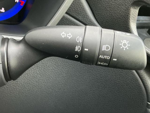 カローラクロス ハイブリッドＺ　新品タイヤ／保証書／ディスプレイオーディオ＋ナビ９インチ／衝突安全装置／シートヒーター　前席／パノラミックビューモニター／車線逸脱防止支援システム／シート　合皮／電動バックドア　衝突被害軽減システム（16枚目）