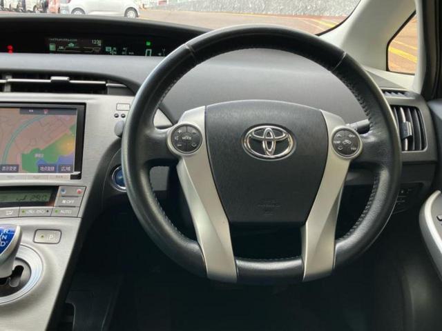 プリウス S 保証書/純正 8インチ SDナビ/ヘッドランプ LED/Bluetooth接続/ETC/EBD付ABS/横滑り防止装置/アイドリングストップ/バックモニター/フルセグTV/エアバッグ 運転席(15枚目)