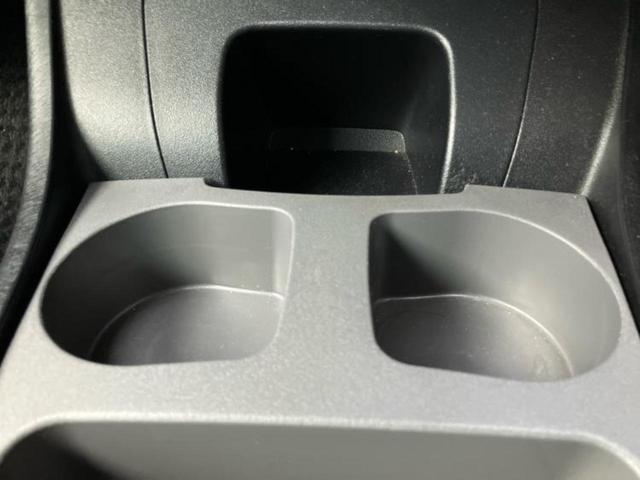 プリウス S 保証書/純正 8インチ SDナビ/ヘッドランプ LED/Bluetooth接続/ETC/EBD付ABS/横滑り防止装置/アイドリングストップ/バックモニター/フルセグTV/エアバッグ 運転席(39枚目)