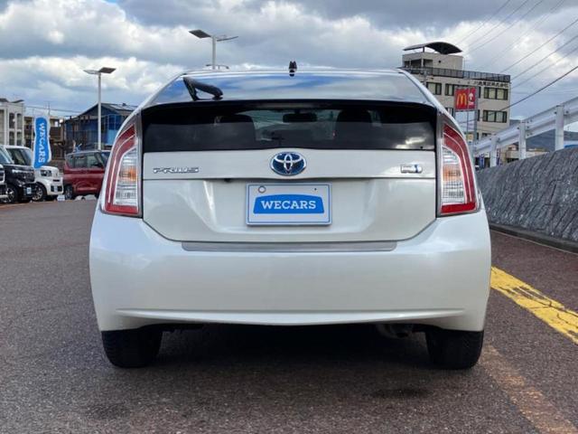 プリウス S 保証書/純正 8インチ SDナビ/ヘッドランプ LED/Bluetooth接続/ETC/EBD付ABS/横滑り防止装置/アイドリングストップ/バックモニター/フルセグTV/エアバッグ 運転席(46枚目)