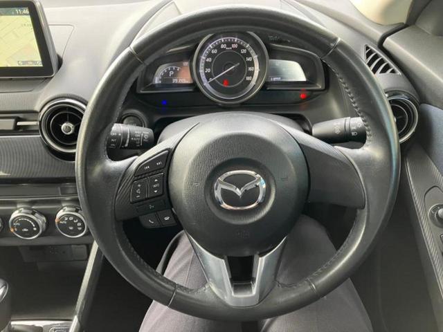 デミオ １３Ｓ　新品タイヤ／保証書／純正　ＳＤナビ／衝突安全装置／ヘッドランプ　ＬＥＤ／Ｂｌｕｅｔｏｏｔｈ接続／ＥＴＣ／ＥＢＤ付ＡＢＳ／横滑り防止装置／アイドリングストップ／エアバッグ　運転席／エアバッグ　助手席（12枚目）