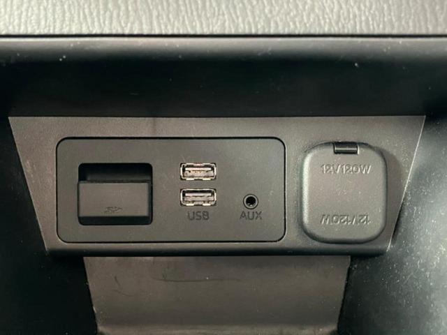 デミオ １３Ｓ　新品タイヤ／保証書／純正　ＳＤナビ／衝突安全装置／ヘッドランプ　ＬＥＤ／Ｂｌｕｅｔｏｏｔｈ接続／ＥＴＣ／ＥＢＤ付ＡＢＳ／横滑り防止装置／アイドリングストップ／エアバッグ　運転席／エアバッグ　助手席（17枚目）