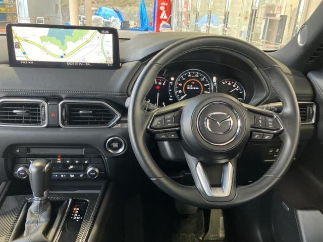 CX-8 XD Lパッケージ 新品タイヤ/BOSE/保証書/純正 SDナビ/フリップダウンモニター/アイアクティブセンス(マツダ)/エアーシート 前席/360°ビューモニター/車線逸脱防止支援システム/シート フルレザー 革シート(16枚目)