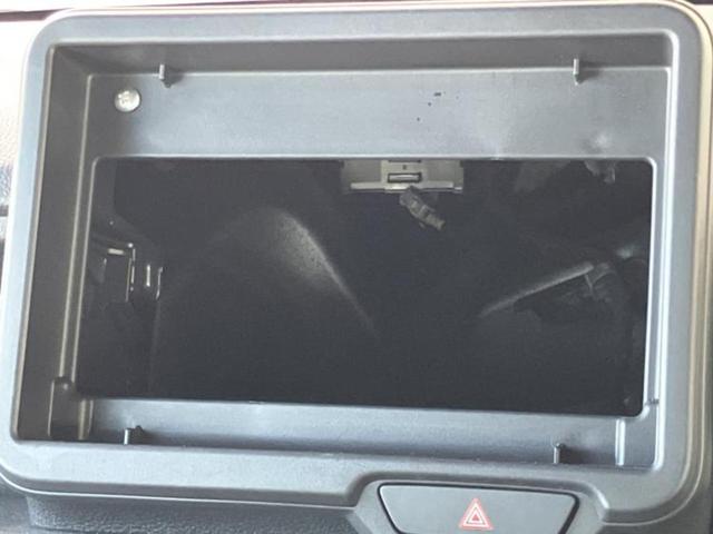 Ｎ－ＢＯＸカスタム ヒョウジュン　新品タイヤ／保証書／ホンダセンシング／電動スライドドア／シートヒーター　前席／車線逸脱防止支援システム／ヘッドランプ　ＬＥＤ／ＵＳＢジャック／ＥＢＤ付ＡＢＳ／横滑り防止装置／禁煙車　ＬＥＤヘッドランプ（9枚目）