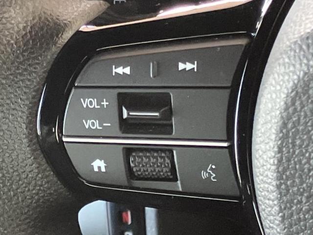 Ｎ－ＢＯＸカスタム ヒョウジュン　新品タイヤ／保証書／ホンダセンシング／電動スライドドア／シートヒーター　前席／車線逸脱防止支援システム／ヘッドランプ　ＬＥＤ／ＵＳＢジャック／ＥＢＤ付ＡＢＳ／横滑り防止装置／禁煙車　ＬＥＤヘッドランプ（18枚目）