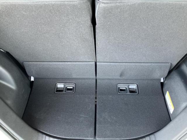 Ｎ－ＢＯＸカスタム ヒョウジュン　新品タイヤ／保証書／ホンダセンシング／電動スライドドア／シートヒーター　前席／車線逸脱防止支援システム／ヘッドランプ　ＬＥＤ／ＵＳＢジャック／ＥＢＤ付ＡＢＳ／横滑り防止装置／禁煙車　ＬＥＤヘッドランプ（24枚目）