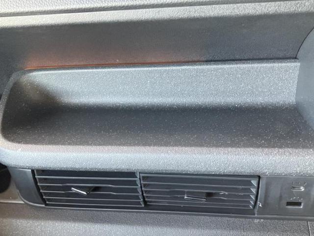 Ｎ－ＢＯＸカスタム ヒョウジュン　新品タイヤ／保証書／ホンダセンシング／電動スライドドア／シートヒーター　前席／車線逸脱防止支援システム／ヘッドランプ　ＬＥＤ／ＵＳＢジャック／ＥＢＤ付ＡＢＳ／横滑り防止装置／禁煙車　ＬＥＤヘッドランプ（32枚目）