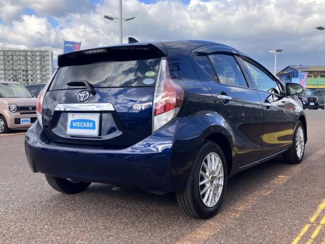 アクア Ｓスタイルブラック　新品タイヤ／保証書／純正　９インチ　ＳＤナビ／トヨタセーフティセンス／シートヒーター　前席／車線逸脱防止支援システム／ドライブレコーダー　純正／ヘッドランプ　ＬＥＤ／Ｂｌｕｅｔｏｏｔｈ接続／ＥＴＣ（3枚目）