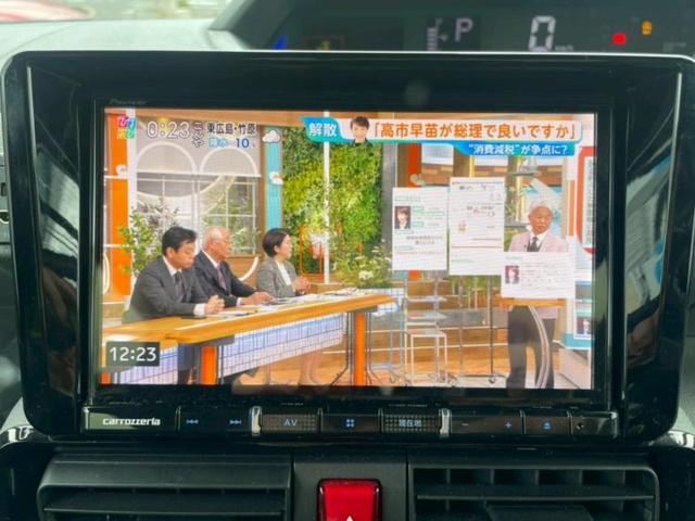 タント カスタムＲＳ　保証書／社外　９インチ　ＳＤナビ／衝突安全装置／両側電動スライドドア／パノラマモニター／車線逸脱防止支援システム／シート　ハーフレザー／ドライブレコーダー　社外／ヘッドランプ　ＬＥＤ　全周囲カメラ（9枚目）