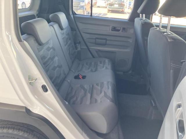 タフト Ｇダーククロムベンチャー　サンルーフ／保証書／ディスプレイオーディオ１０インチ／スマートアシスト（トヨタ・ダイハツ）／シートヒーター　前席／車線逸脱防止支援システム／ドライブレコーダー　前後／ヘッドランプ　ＬＥＤ　バックカメラ（5枚目）