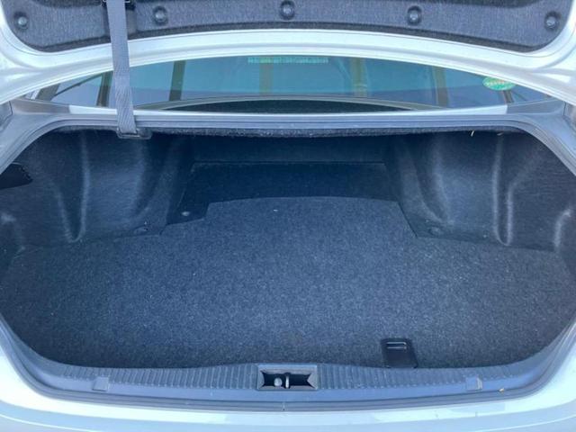 クラウン アスリートＳ－Ｔ　新品タイヤ／保証書／純正　ＳＤナビ／ヘッドランプ　ＬＥＤ／Ｂｌｕｅｔｏｏｔｈ接続／ＥＴＣ／ＥＢＤ付ＡＢＳ／横滑り防止装置／アイドリングストップ／クルーズコントロール／バックモニター／フルセグＴＶ（8枚目）