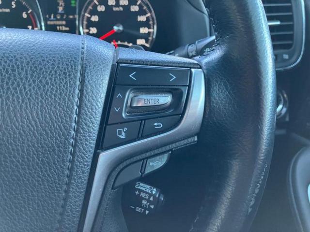 クラウン アスリートＳ－Ｔ　新品タイヤ／保証書／純正　ＳＤナビ／ヘッドランプ　ＬＥＤ／Ｂｌｕｅｔｏｏｔｈ接続／ＥＴＣ／ＥＢＤ付ＡＢＳ／横滑り防止装置／アイドリングストップ／クルーズコントロール／バックモニター／フルセグＴＶ（13枚目）