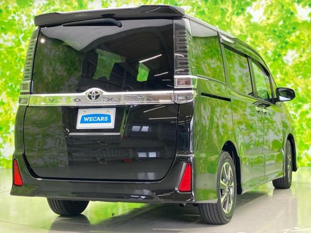 ヴォクシー ＺＳキラメキ３　新品タイヤ／純正　１０インチ　ＳＤナビ／フリップダウンモニター　純正　１２．１インチ／トヨタセーフティセンス／両側電動スライドドア／車線逸脱防止支援システム／シート　ハーフレザー　衝突被害軽減システム（3枚目）