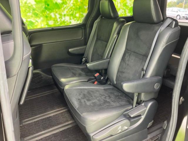 ヴォクシー ＺＳキラメキ３　新品タイヤ／純正　１０インチ　ＳＤナビ／フリップダウンモニター　純正　１２．１インチ／トヨタセーフティセンス／両側電動スライドドア／車線逸脱防止支援システム／シート　ハーフレザー　衝突被害軽減システム（8枚目）