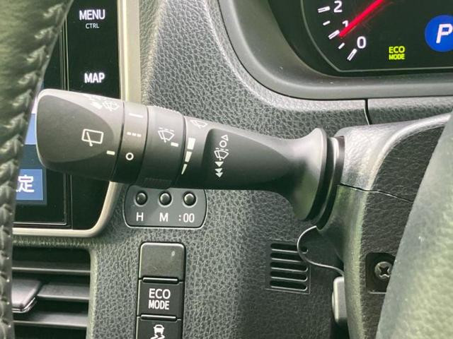 ヴォクシー ＺＳキラメキ３　新品タイヤ／純正　１０インチ　ＳＤナビ／フリップダウンモニター　純正　１２．１インチ／トヨタセーフティセンス／両側電動スライドドア／車線逸脱防止支援システム／シート　ハーフレザー　衝突被害軽減システム（17枚目）