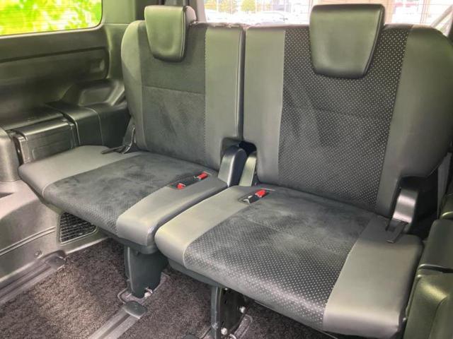 ヴォクシー ＺＳキラメキ３　新品タイヤ／純正　１０インチ　ＳＤナビ／フリップダウンモニター　純正　１２．１インチ／トヨタセーフティセンス／両側電動スライドドア／車線逸脱防止支援システム／シート　ハーフレザー　衝突被害軽減システム（19枚目）