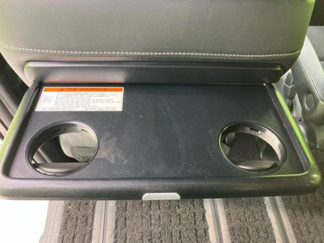 ヴォクシー ＺＳキラメキ３　新品タイヤ／純正　１０インチ　ＳＤナビ／フリップダウンモニター　純正　１２．１インチ／トヨタセーフティセンス／両側電動スライドドア／車線逸脱防止支援システム／シート　ハーフレザー　衝突被害軽減システム（44枚目）