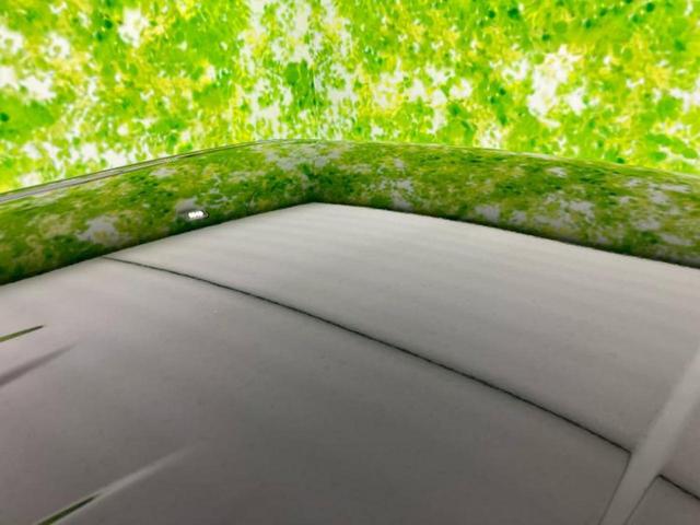 ヴォクシー ＺＳキラメキ３　新品タイヤ／純正　１０インチ　ＳＤナビ／フリップダウンモニター　純正　１２．１インチ／トヨタセーフティセンス／両側電動スライドドア／車線逸脱防止支援システム／シート　ハーフレザー　衝突被害軽減システム（51枚目）