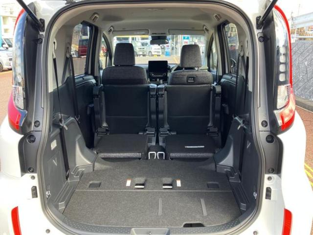 シエンタ ハイブリッドＺ　保証書／ディスプレイオーディオ＋ナビ１０．５インチ／トヨタセーフティセンス／両側電動スライドドア／パノラミックビューモニター／車線逸脱防止支援システム／登録済未使用車／ドライブレコーダー　前後（20枚目）