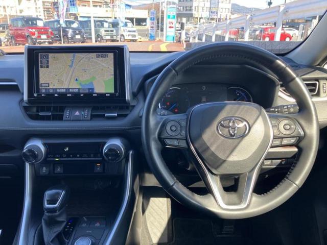 ＲＡＶ４ ４ＷＤハイブリッドＧ　新品タイヤ／保証書／純正　９インチ　ＳＤナビ／デジタルインナーミラー／衝突安全装置／シートヒーター　前席／車線逸脱防止支援システム／シート　合皮／電動バックドア／ドライブレコーダー　純正　電動シート（15枚目）
