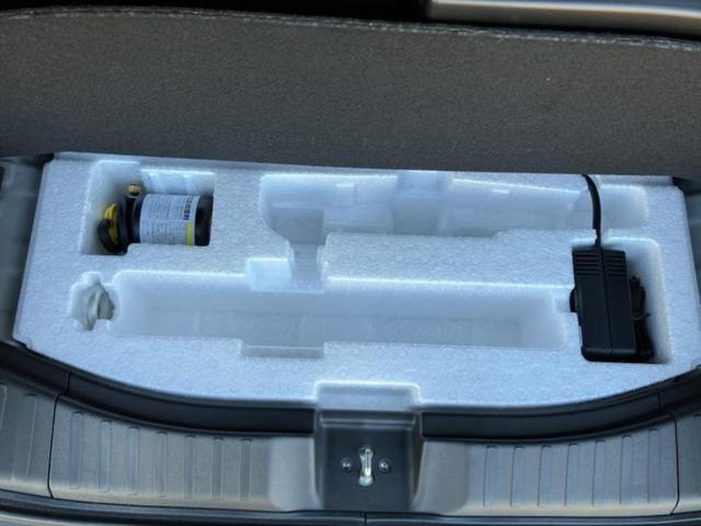 Ｎ－ＢＯＸカスタム ターボコーディネートスタイル２トーン　保証書／純正　９インチ　メモリーナビ／ホンダセンシング／両側電動スライドドア／シートヒーター　前席／車線逸脱防止支援システム／ヘッドランプ　ＬＥＤ／ＵＳＢジャック／Ｂｌｕｅｔｏｏｔｈ接続　ターボ（25枚目）