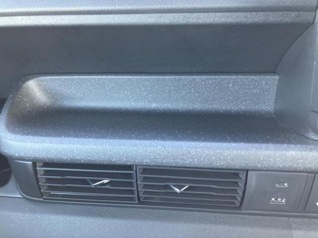 Ｎ－ＢＯＸカスタム ターボコーディネートスタイル２トーン　保証書／純正　９インチ　メモリーナビ／ホンダセンシング／両側電動スライドドア／シートヒーター　前席／車線逸脱防止支援システム／ヘッドランプ　ＬＥＤ／ＵＳＢジャック／Ｂｌｕｅｔｏｏｔｈ接続　ターボ（35枚目）