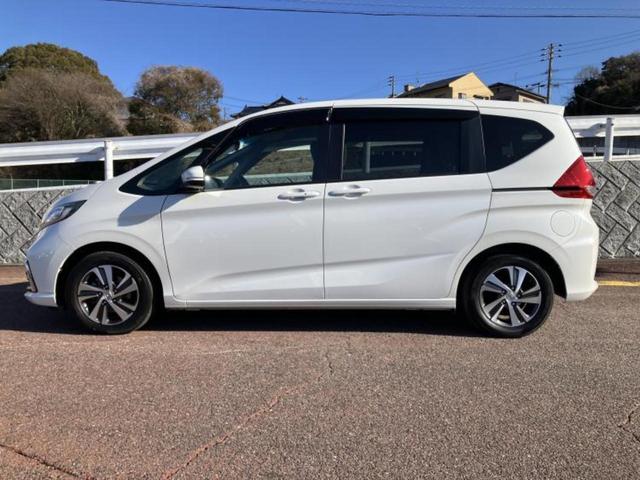フリード Ｇホンダセンシング　新品タイヤ／保証書／純正　９インチ　ＳＤナビ／衝突安全装置／両側電動スライドドア／シートヒーター　前席／車線逸脱防止支援システム／シート　ハーフレザー／ドライブレコーダー　前後　衝突被害軽減システム（2枚目）