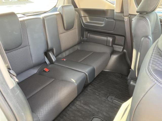 フリード Ｇホンダセンシング　新品タイヤ／保証書／純正　９インチ　ＳＤナビ／衝突安全装置／両側電動スライドドア／シートヒーター　前席／車線逸脱防止支援システム／シート　ハーフレザー／ドライブレコーダー　前後　衝突被害軽減システム（6枚目）