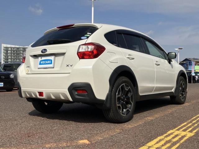 ＸＶ ４ＷＤ２．０ｉ－Ｌアイサイト　保証書／純正　ＳＤナビ／衝突安全装置／車線逸脱防止支援システム／ヘッドランプ　ＨＩＤ／Ｂｌｕｅｔｏｏｔｈ接続／ＥＴＣ／ＥＢＤ付ＡＢＳ／横滑り防止装置／アイドリングストップ／バックモニター　バックカメラ（3枚目）