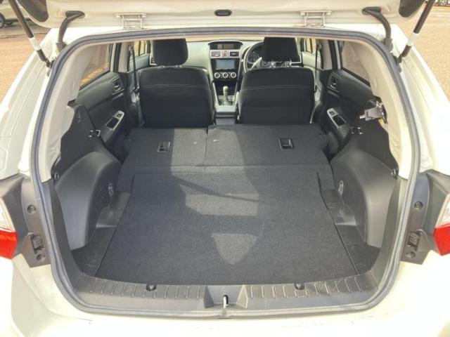 ＸＶ ４ＷＤ２．０ｉ－Ｌアイサイト　保証書／純正　ＳＤナビ／衝突安全装置／車線逸脱防止支援システム／ヘッドランプ　ＨＩＤ／Ｂｌｕｅｔｏｏｔｈ接続／ＥＴＣ／ＥＢＤ付ＡＢＳ／横滑り防止装置／アイドリングストップ／バックモニター　バックカメラ（19枚目）