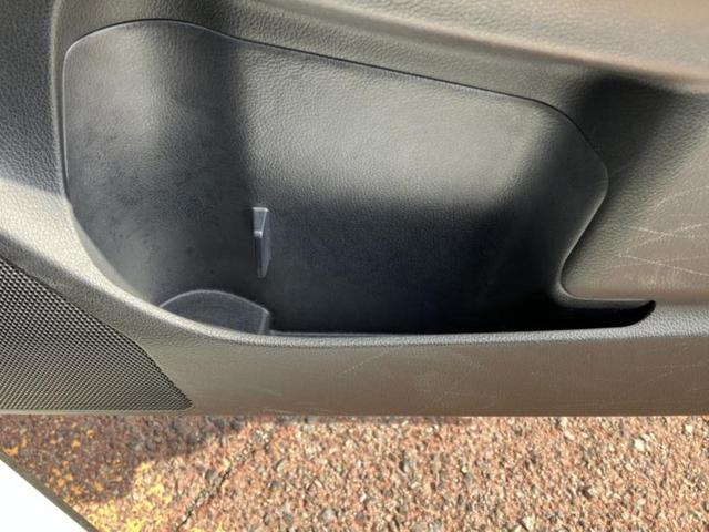 ＸＶ ４ＷＤ２．０ｉ－Ｌアイサイト　保証書／純正　ＳＤナビ／衝突安全装置／車線逸脱防止支援システム／ヘッドランプ　ＨＩＤ／Ｂｌｕｅｔｏｏｔｈ接続／ＥＴＣ／ＥＢＤ付ＡＢＳ／横滑り防止装置／アイドリングストップ／バックモニター　バックカメラ（35枚目）