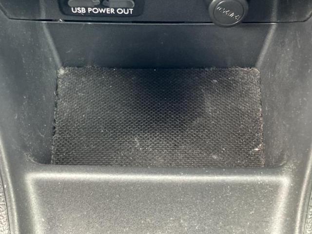 ＸＶ ４ＷＤ２．０ｉ－Ｌアイサイト　保証書／純正　ＳＤナビ／衝突安全装置／車線逸脱防止支援システム／ヘッドランプ　ＨＩＤ／Ｂｌｕｅｔｏｏｔｈ接続／ＥＴＣ／ＥＢＤ付ＡＢＳ／横滑り防止装置／アイドリングストップ／バックモニター　バックカメラ（38枚目）