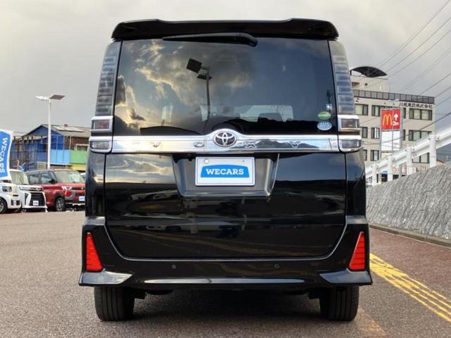 ヴォクシー ４ＷＤ　ＺＳキラメキ２　保証書／純正　１０インチ　ＳＤナビ／フリップダウンモニター　純正　１２．１インチ／衝突安全装置／両側電動スライドドア／車線逸脱防止支援システム／ヘッドランプ　ＨＩＤ／ＥＴＣ２．０　衝突被害軽減システム（48枚目）