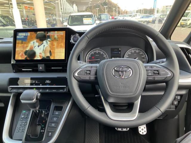 ヴォクシー Ｓ－Ｇ　新品タイヤ／保証書／純正　１０インチ　メモリーナビ／フリップダウンモニター　純正　１４インチ／トヨタセーフティセンス／両側電動スライドドア／車線逸脱防止支援システム／オートステップ　バックカメラ（16枚目）