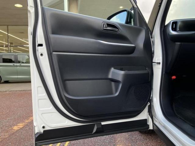 ヴォクシー Ｓ－Ｇ　新品タイヤ／保証書／純正　１０インチ　メモリーナビ／フリップダウンモニター　純正　１４インチ／トヨタセーフティセンス／両側電動スライドドア／車線逸脱防止支援システム／オートステップ　バックカメラ（24枚目）