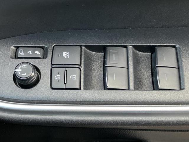 ヴォクシー Ｓ－Ｇ　新品タイヤ／保証書／純正　１０インチ　メモリーナビ／フリップダウンモニター　純正　１４インチ／トヨタセーフティセンス／両側電動スライドドア／車線逸脱防止支援システム／オートステップ　バックカメラ（30枚目）