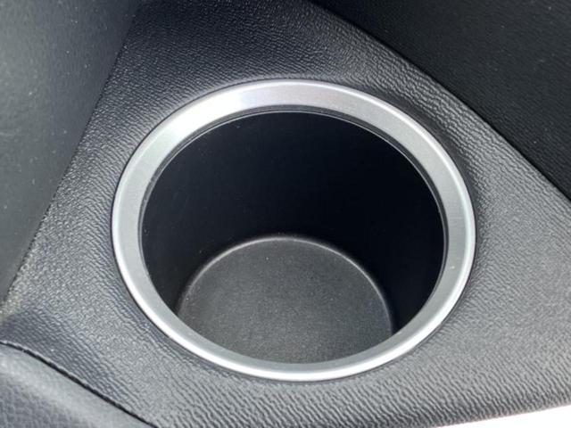 ヴォクシー Ｓ－Ｇ　新品タイヤ／保証書／純正　１０インチ　メモリーナビ／フリップダウンモニター　純正　１４インチ／トヨタセーフティセンス／両側電動スライドドア／車線逸脱防止支援システム／オートステップ　バックカメラ（40枚目）