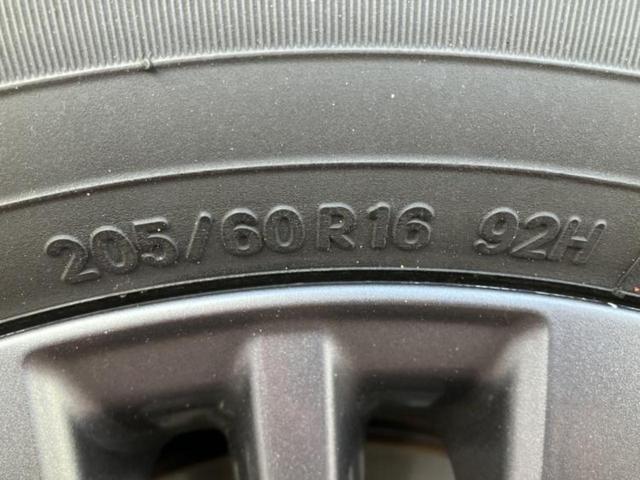 ヴォクシー Ｓ－Ｇ　新品タイヤ／保証書／純正　１０インチ　メモリーナビ／フリップダウンモニター　純正　１４インチ／トヨタセーフティセンス／両側電動スライドドア／車線逸脱防止支援システム／オートステップ　バックカメラ（54枚目）