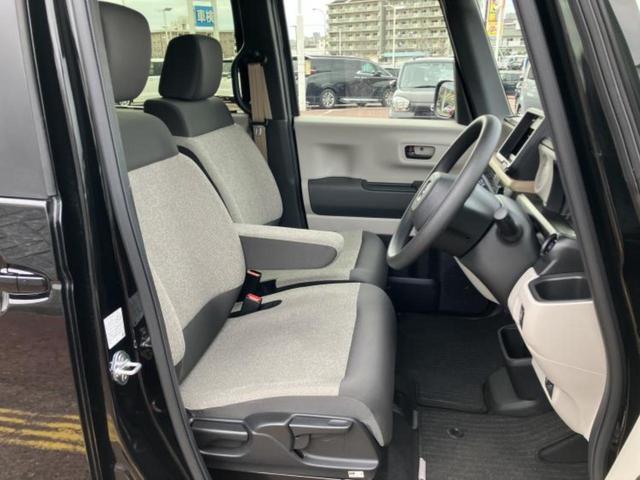 N-BOX ヒョウジュン 新品タイヤ/保証書/ホンダセンシング/電動スライドドア/車線逸脱防止支援システム/ヘッドランプ LED/EBD付ABS/横滑り防止装置/禁煙車/エアバッグ 運転席/エアバッグ 助手席 レーンアシスト(4枚目)