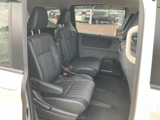 フリード Ｇホンダセンシング　新品タイヤ／保証書／純正　ＳＤナビ／ホンダセンシング／両側電動スライドドア／車線逸脱防止支援システム／シート　ハーフレザー／ヘッドランプ　ＬＥＤ／ＥＴＣ／ＥＢＤ付ＡＢＳ／横滑り防止装置　バックカメラ（5枚目）