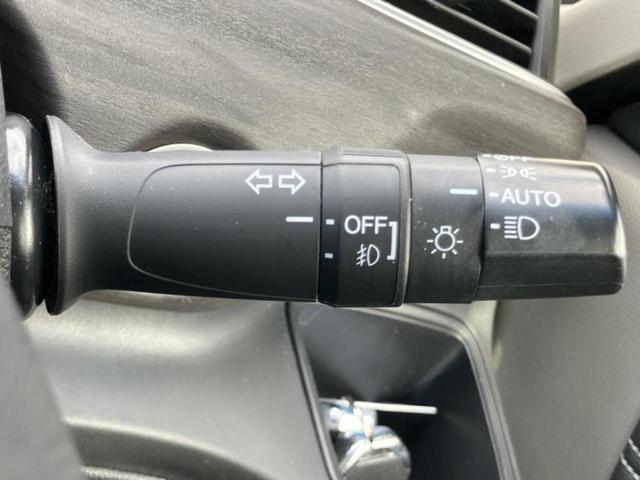 フリード Ｇホンダセンシング　新品タイヤ／保証書／純正　ＳＤナビ／ホンダセンシング／両側電動スライドドア／車線逸脱防止支援システム／シート　ハーフレザー／ヘッドランプ　ＬＥＤ／ＥＴＣ／ＥＢＤ付ＡＢＳ／横滑り防止装置　バックカメラ（16枚目）