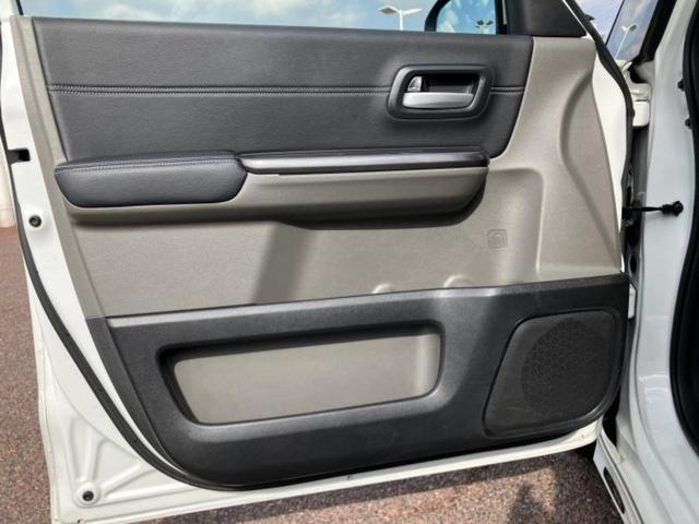 フリード Ｇホンダセンシング　新品タイヤ／保証書／純正　ＳＤナビ／ホンダセンシング／両側電動スライドドア／車線逸脱防止支援システム／シート　ハーフレザー／ヘッドランプ　ＬＥＤ／ＥＴＣ／ＥＢＤ付ＡＢＳ／横滑り防止装置　バックカメラ（24枚目）