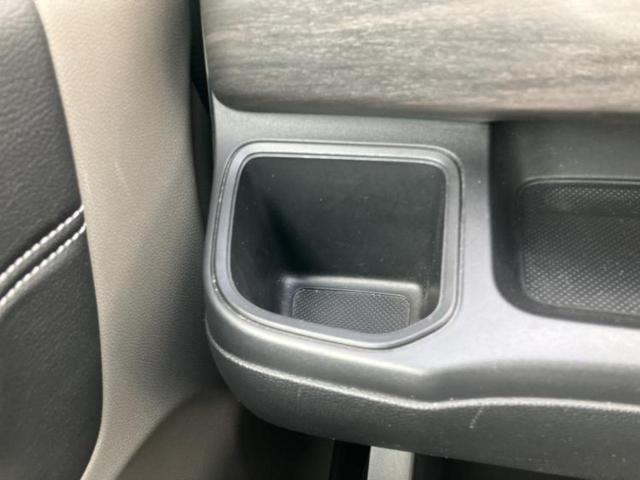 フリード Ｇホンダセンシング　新品タイヤ／保証書／純正　ＳＤナビ／ホンダセンシング／両側電動スライドドア／車線逸脱防止支援システム／シート　ハーフレザー／ヘッドランプ　ＬＥＤ／ＥＴＣ／ＥＢＤ付ＡＢＳ／横滑り防止装置　バックカメラ（39枚目）