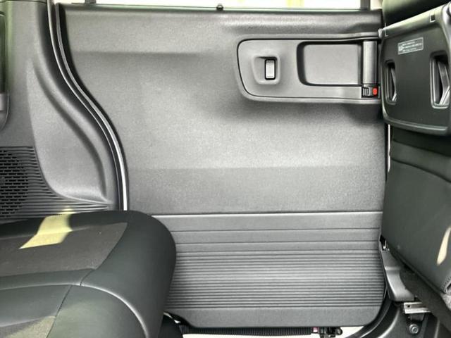 Ｎ－ＢＯＸカスタム ターボブラックスタイル　保証書／純正　８インチ　ナビ／ホンダセンシング／両側電動スライドドア／シートヒーター　前席／車線逸脱防止支援システム／シート　ハーフレザー／登録済未使用車／ヘッドランプ　ＬＥＤ／ＵＳＢジャック　ターボ（21枚目）