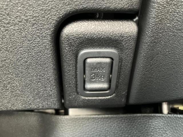 Ｎ－ＢＯＸカスタム ターボブラックスタイル　保証書／純正　８インチ　ナビ／ホンダセンシング／両側電動スライドドア／シートヒーター　前席／車線逸脱防止支援システム／シート　ハーフレザー／登録済未使用車／ヘッドランプ　ＬＥＤ／ＵＳＢジャック　ターボ（37枚目）