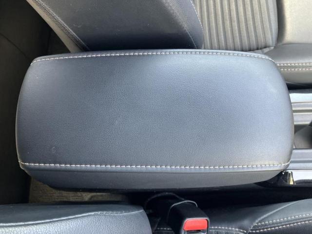 カローラツーリング ハイブリッドダブルバイビー　新品タイヤ／保証書／ディスプレイオーディオ＋ナビ８インチ／トヨタセーフティセンス／車線逸脱防止支援システム／ヘッドランプ　ＬＥＤ／Ｂｌｕｅｔｏｏｔｈ接続／ＥＴＣ／ＥＢＤ付ＡＢＳ　衝突被害軽減システム（31枚目）