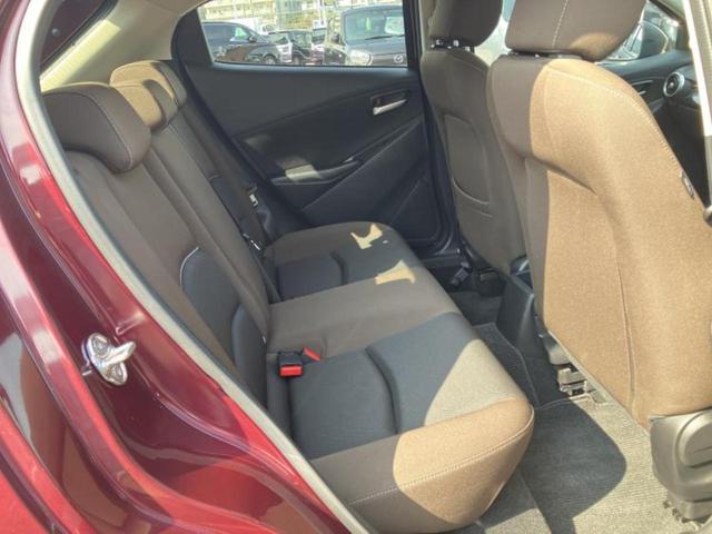 MAZDA2 15Sプロアクティブ 新品タイヤ/保証書/純正 SDナビ/衝突安全装置/シートヒーター/360°ビューモニター/車線逸脱防止支援システム/ドライブレコーダー 前後/ヘッドランプ LED/Bluetooth接続 ワンオーナー(5枚目)