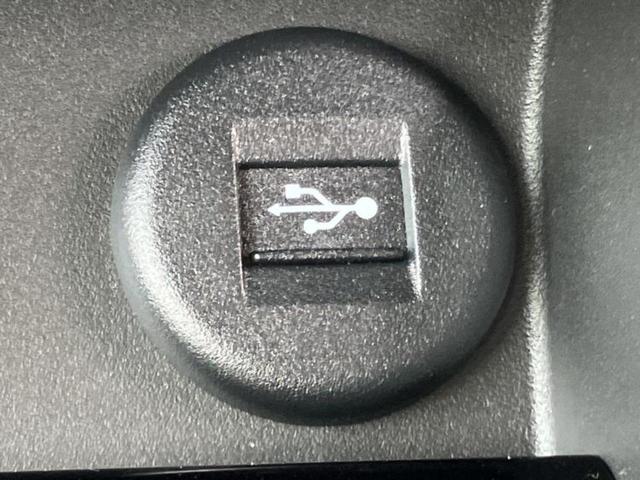 スペーシアカスタム ハイブリッドＸＳ　保証書／純正　９インチ　メモリーナビ／セーフティサポート（スズキ）／両側電動スライドドア／シートヒーター　前席／全方位モニター／車線逸脱防止支援システム／登録済未使用車／ヘッドランプ　ＬＥＤ（40枚目）